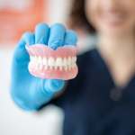 7 Benefits of Wearing Dentures